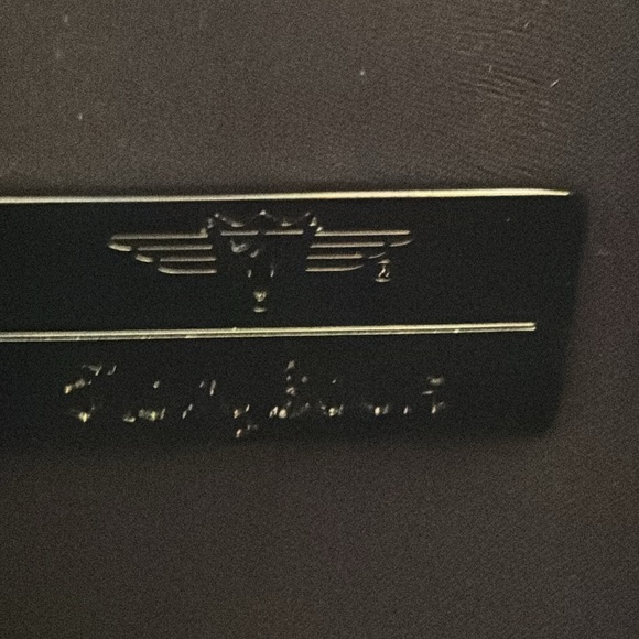 New without tags. Super adorable Encanto crossbody bag - Picture 6 of 8